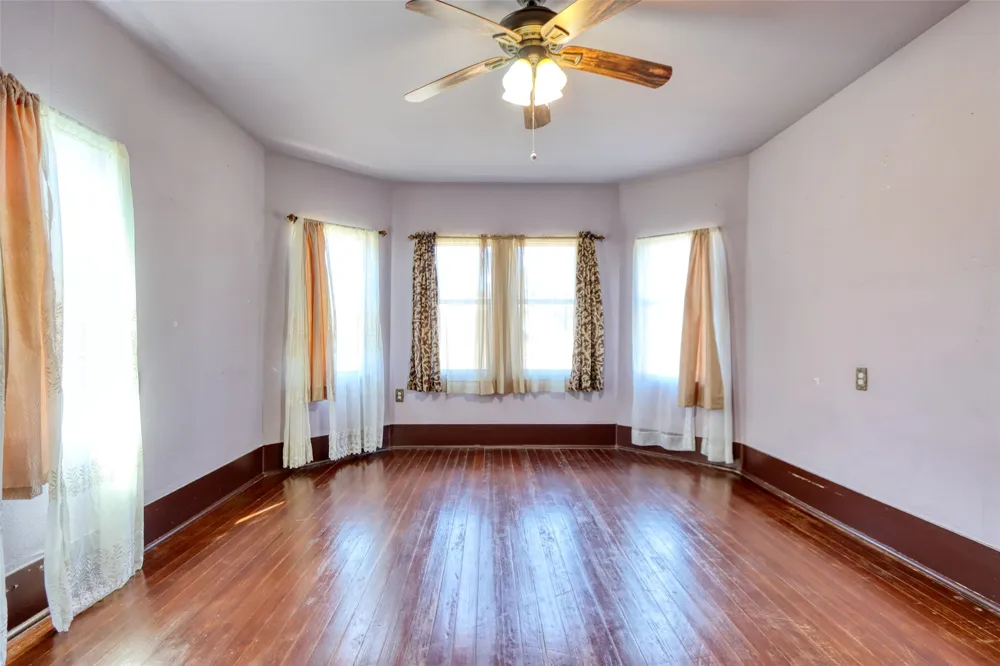 2620 State Highway 7 Chilton, TX 76632