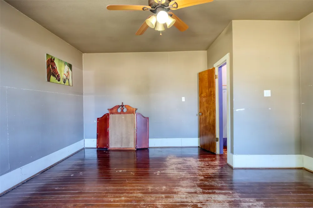 2620 State Highway 7 Chilton, TX 76632