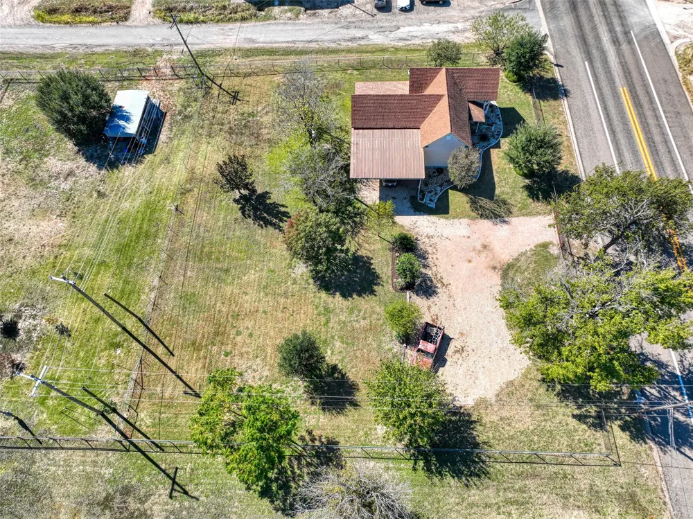 2620 State Highway 7 Chilton, TX 76632