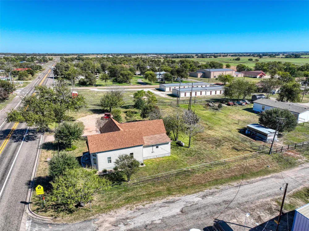 2620 State Highway 7 Chilton, TX 76632
