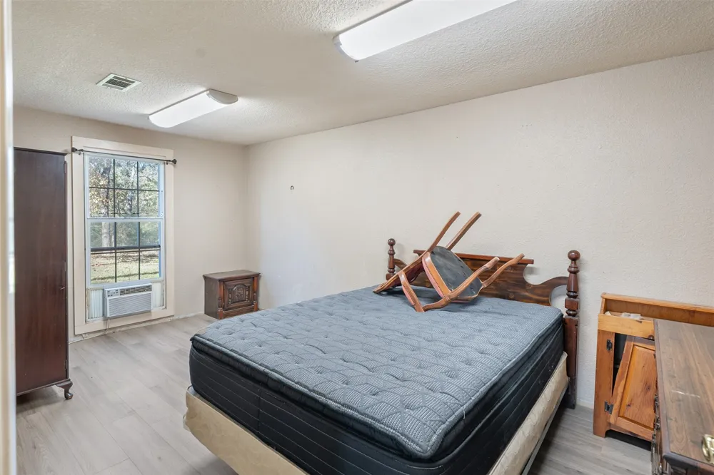 13793 An County Road 404 Palestine, TX 75803