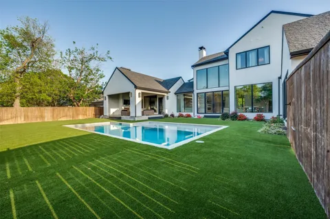 4215 Nashwood Lane