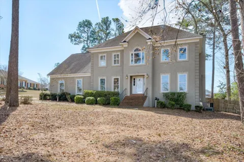 4130 Knollcrest Circle
