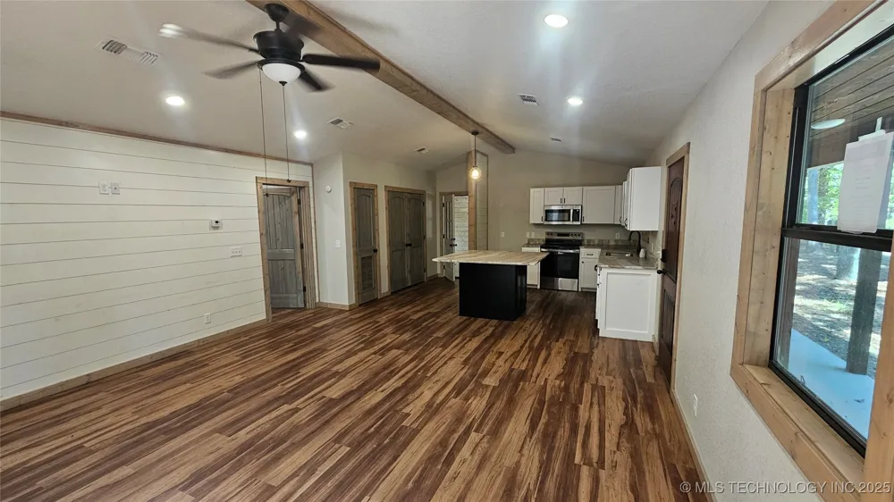 674 Pine Meadow Lane Broken Bow, OK 74728