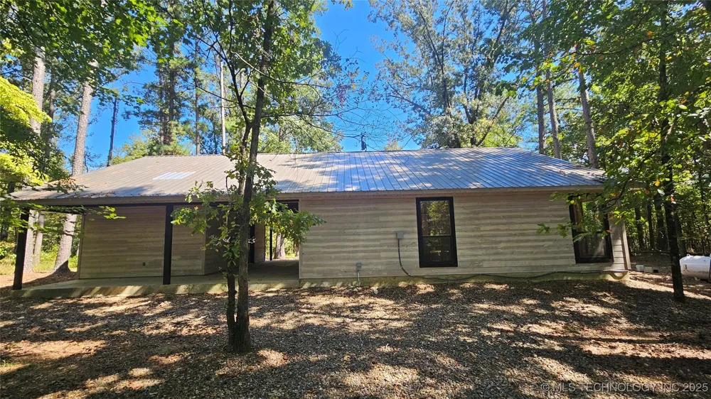 674 Pine Meadow Lane Broken Bow, OK 74728