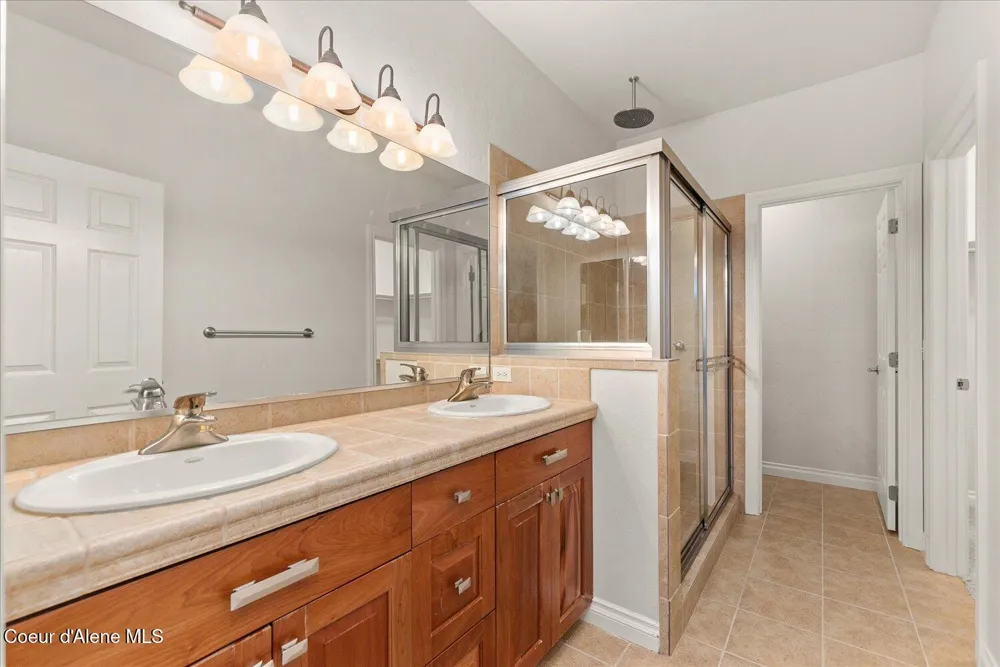 1004 Park Avenue #1004 Sandpoint, ID 83864