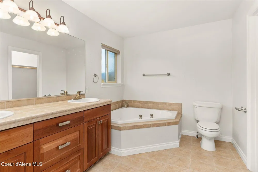 1004 Park Avenue #1004 Sandpoint, ID 83864