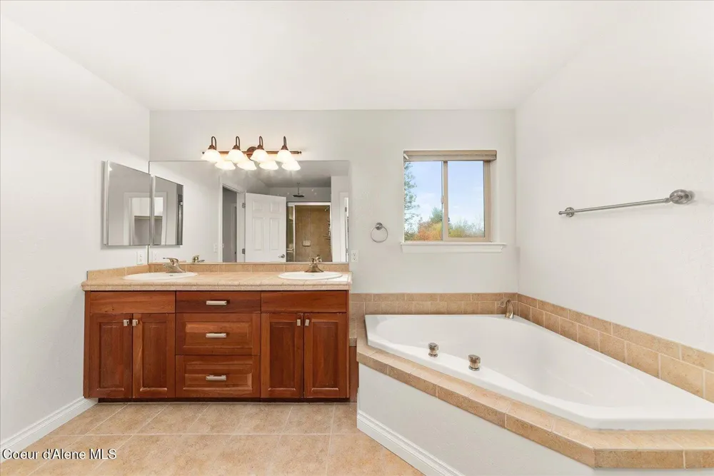 1004 Park Avenue #1004 Sandpoint, ID 83864