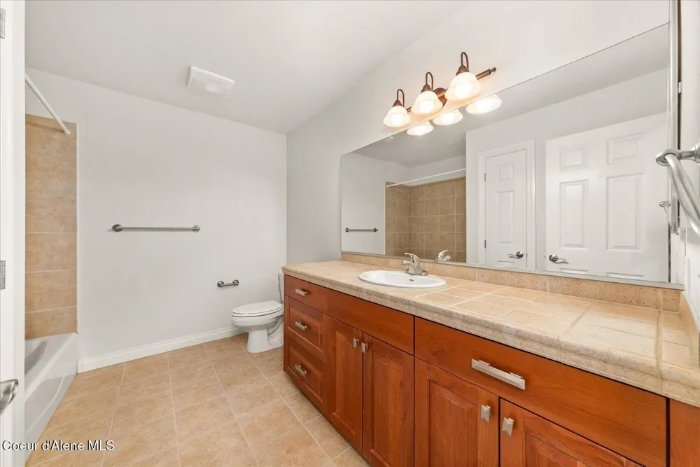 1004 Park Avenue #1004 Sandpoint, ID 83864