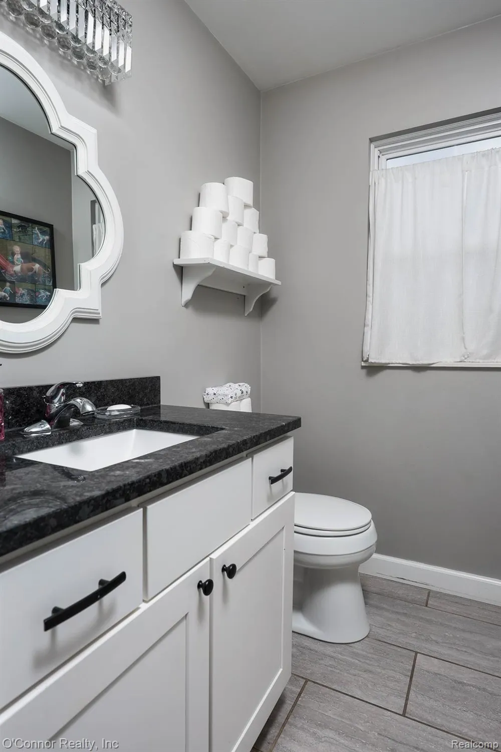 2007 Edward Lane E Kimball Township, MI 48074
