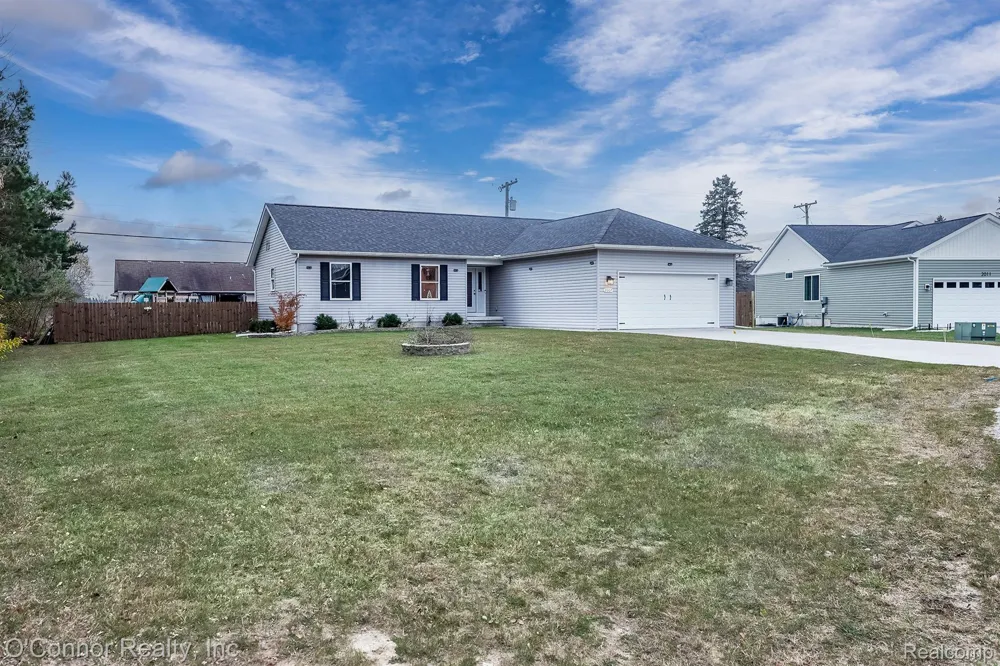 2007 Edward Lane E Kimball Township, MI 48074