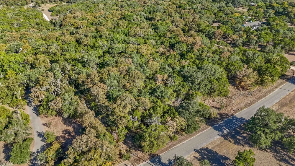 1306 Thousand Oaks Loop San Marcos, TX 78666