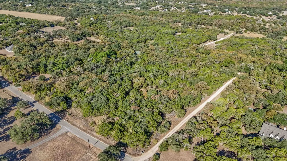 1306 Thousand Oaks Loop San Marcos, TX 78666