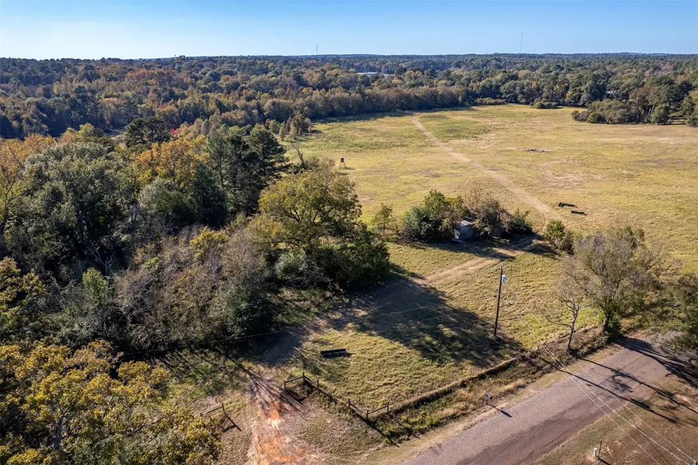 380 An County Road 370 Palestine, TX 75801