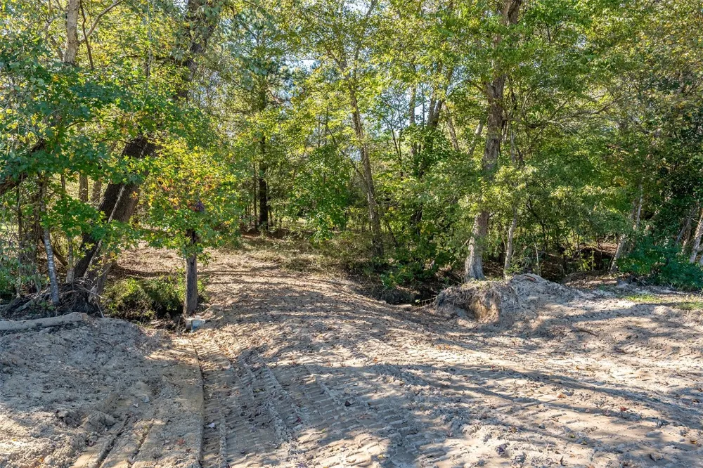 380 An County Road 370 Palestine, TX 75801