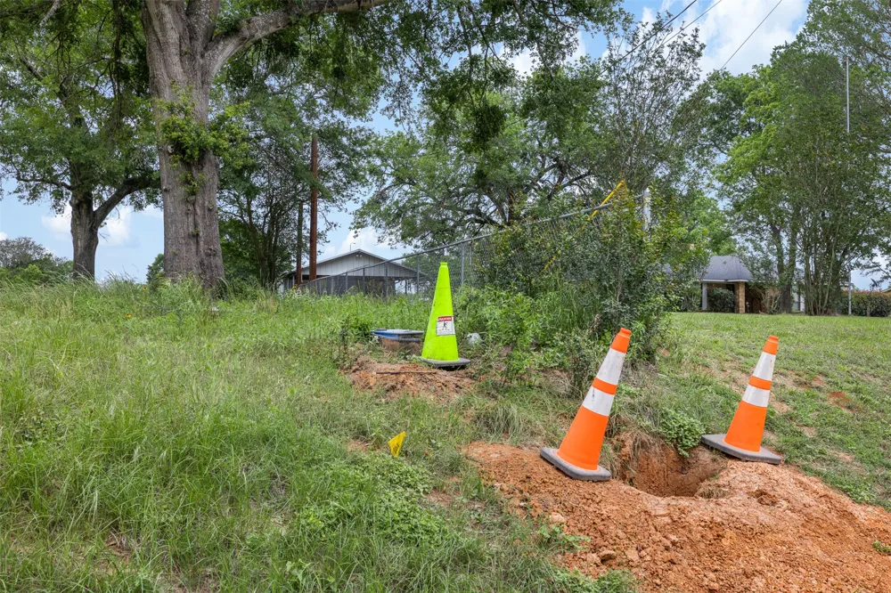 1572 St Hwy 36 N Highway Caldwell, TX 77836