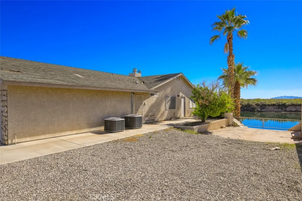 7449 Rio Vista Big River, CA 92242