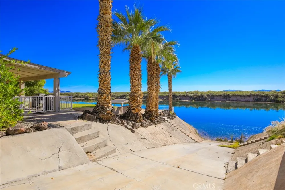 7449 Rio Vista Big River, CA 92242