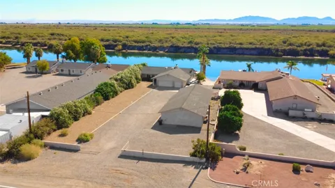 7449 Rio Vista
