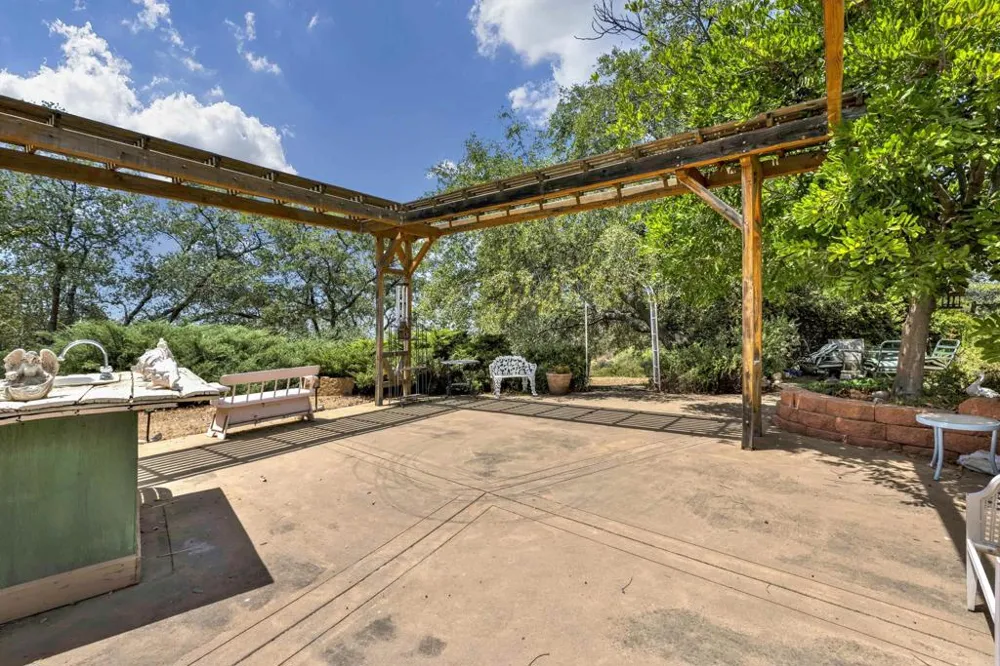 17368 Skyline Truck Trail Jamul, CA 91935