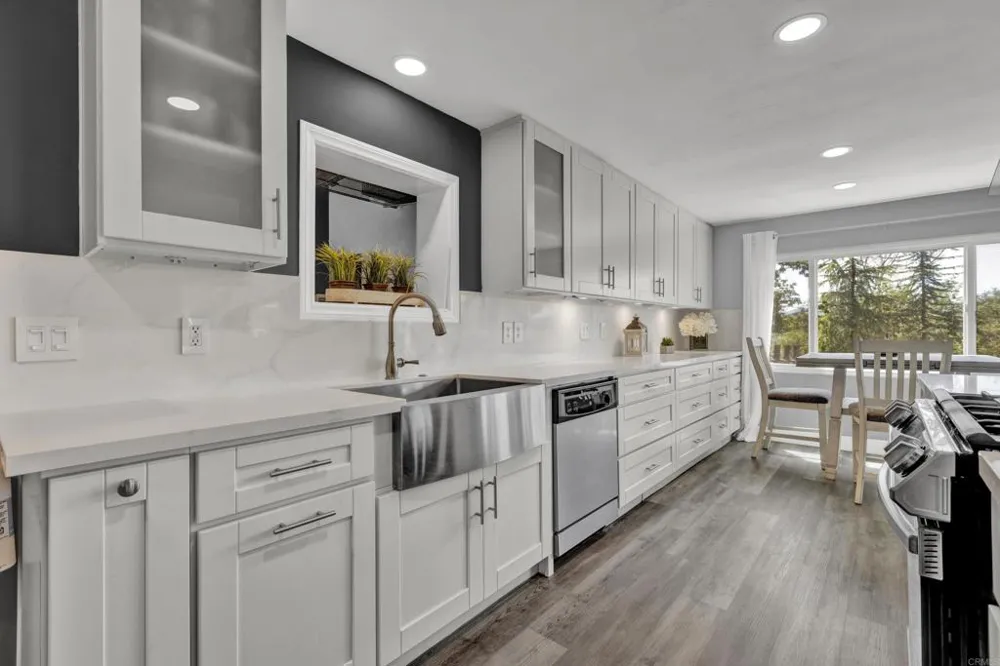 17368 Skyline Truck Trail Jamul, CA 91935
