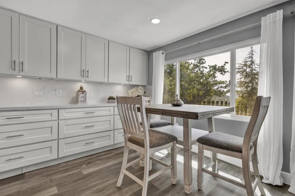 17368 Skyline Truck Trail Jamul, CA 91935