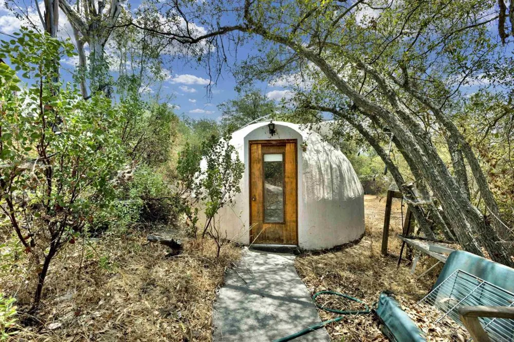 17368 Skyline Truck Trail Jamul, CA 91935