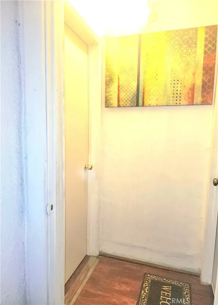 8345 Kester Panorama City, CA 91402