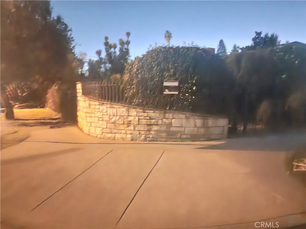8345 Kester Panorama City, CA 91402