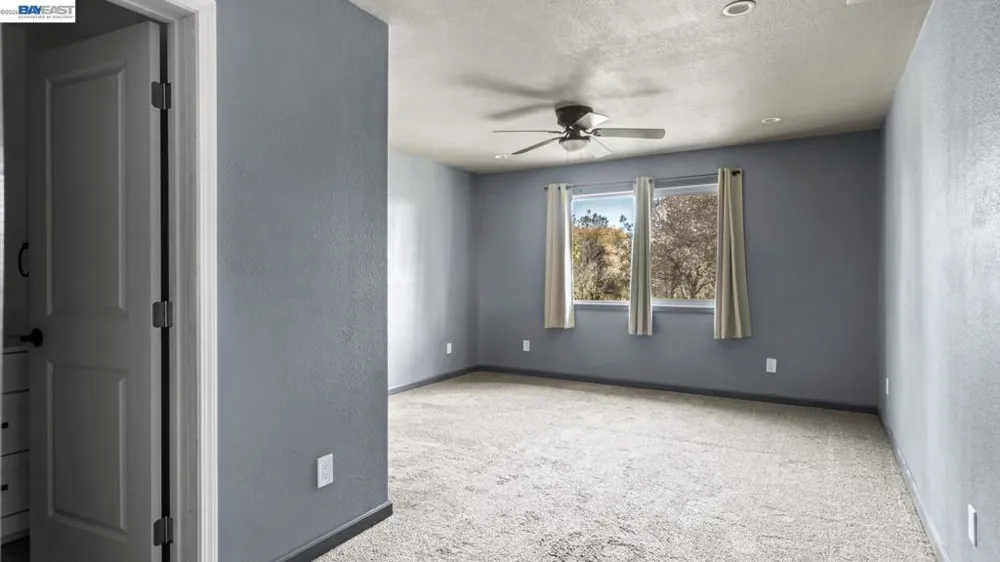 3710 Lakeview Dr Shingle Springs, CA 95682
