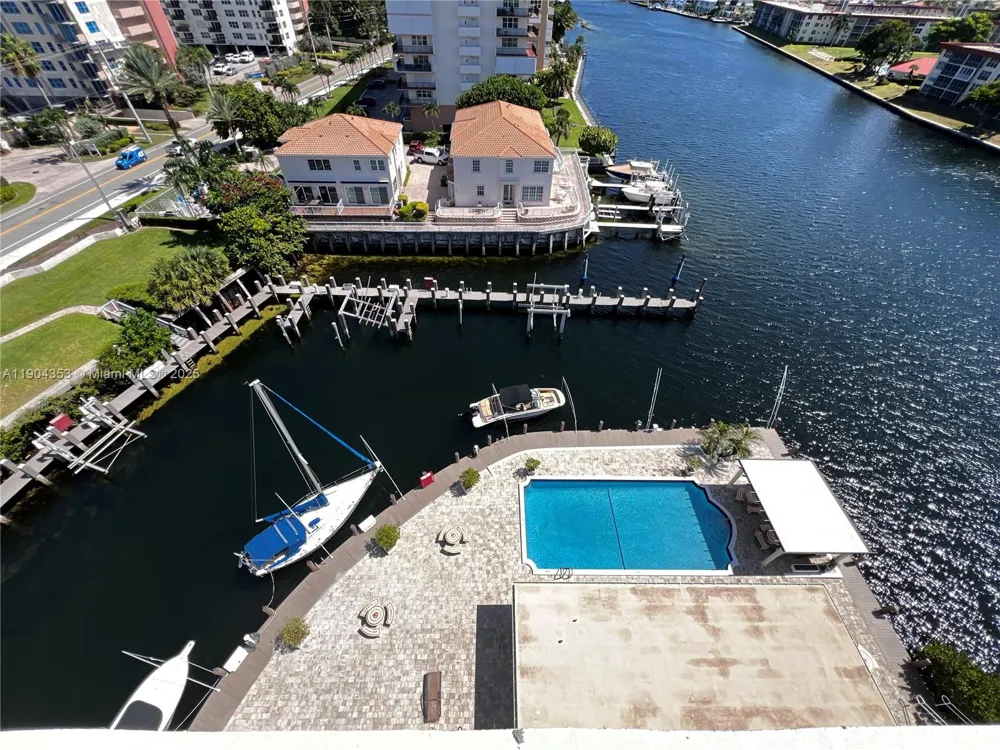 1160 Hillsboro Mile #901 Hillsboro Beach, FL 33062
