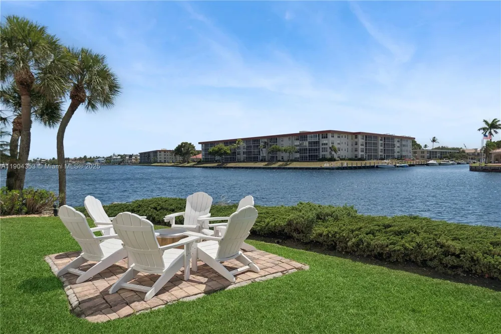 1160 Hillsboro Mile #901 Hillsboro Beach, FL 33062