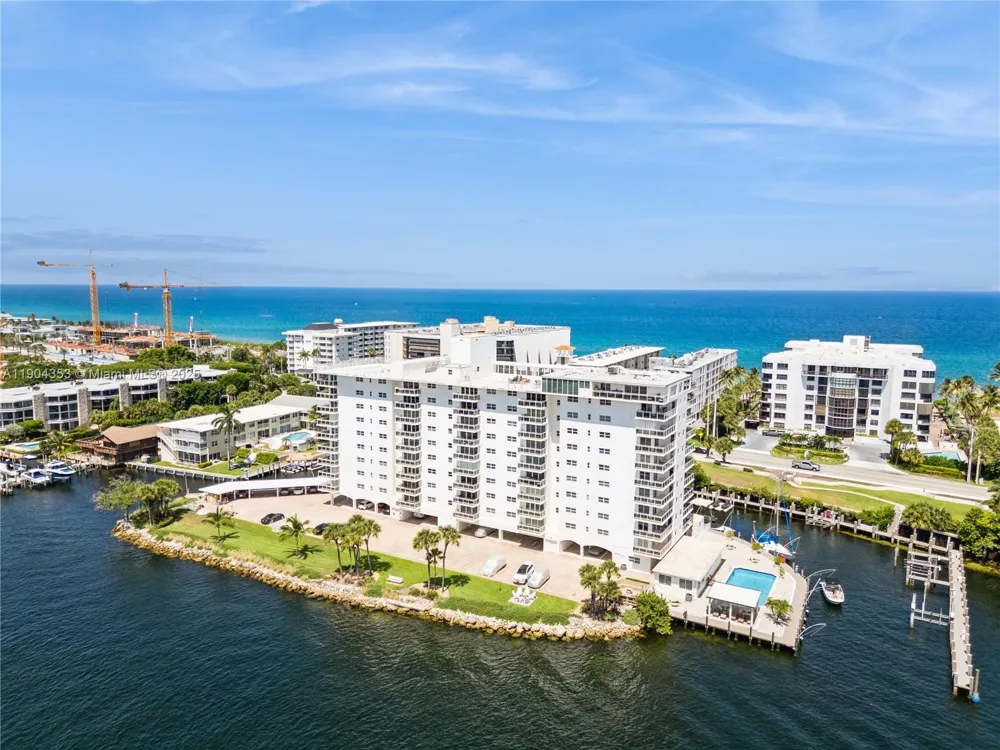 1160 Hillsboro Mile #901 Hillsboro Beach, FL 33062