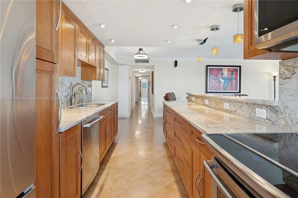 1160 Hillsboro Mile #901 Hillsboro Beach, FL 33062