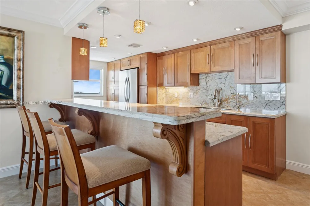 1160 Hillsboro Mile #901 Hillsboro Beach, FL 33062