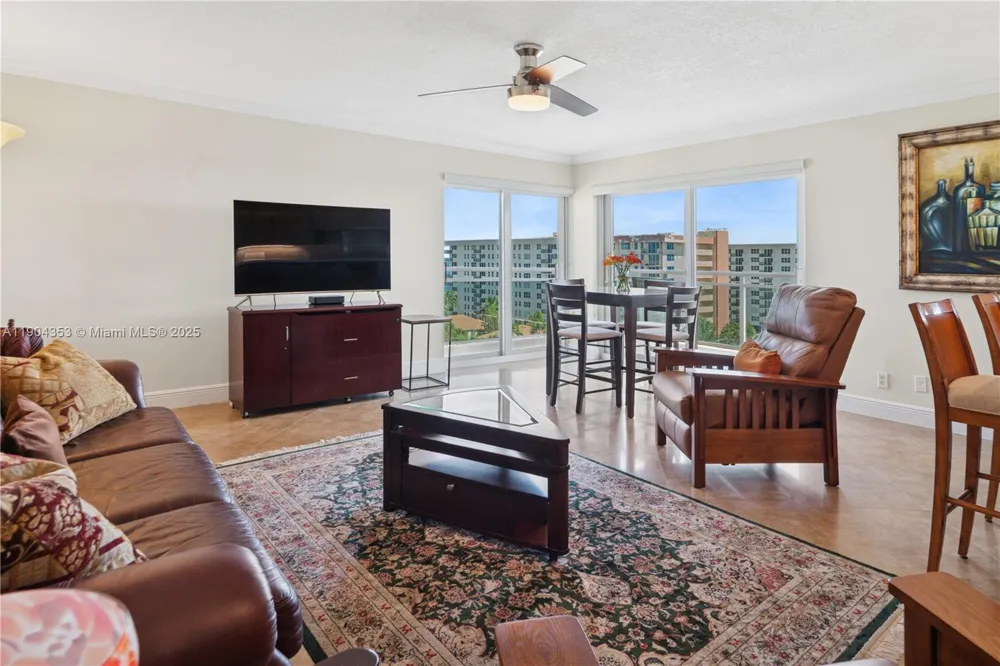 1160 Hillsboro Mile #901 Hillsboro Beach, FL 33062