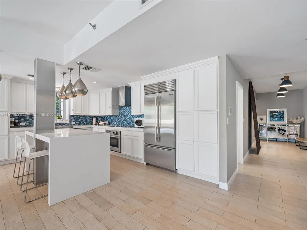 19116 Fisher Island Dr #19116 Miami Beach, FL 33109