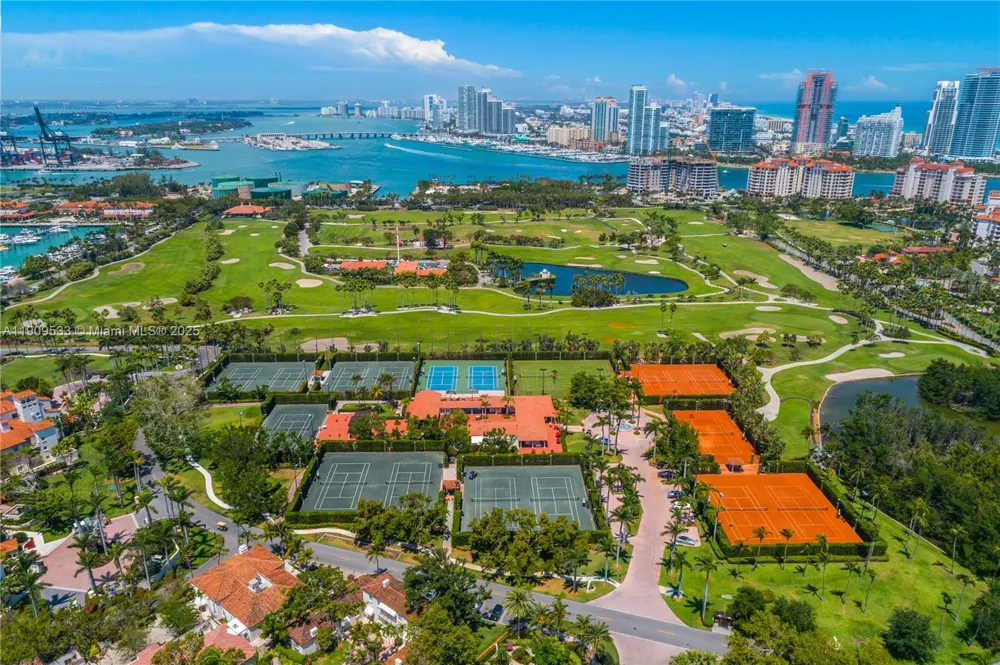 19116 Fisher Island Dr #19116 Miami Beach, FL 33109