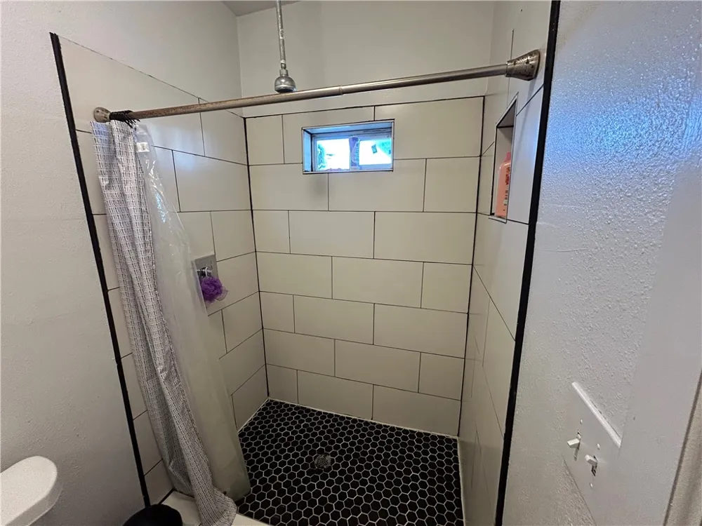 3501 S Granado Drive Robstown, TX 78380