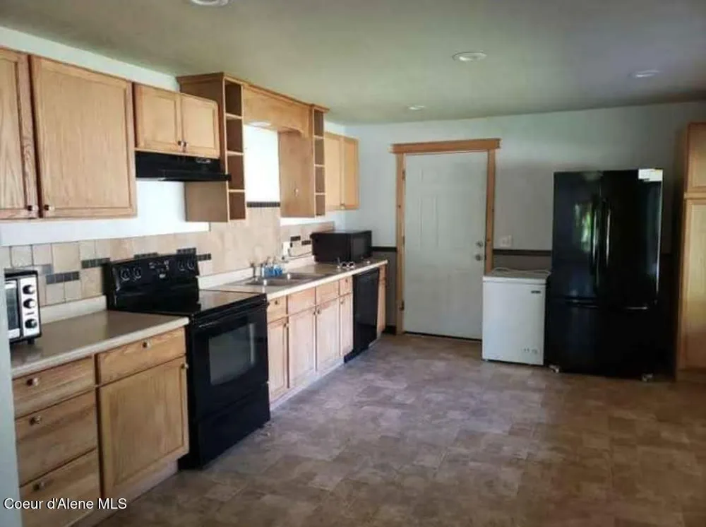 7494 Wells Street Bonners Ferry, ID 83805