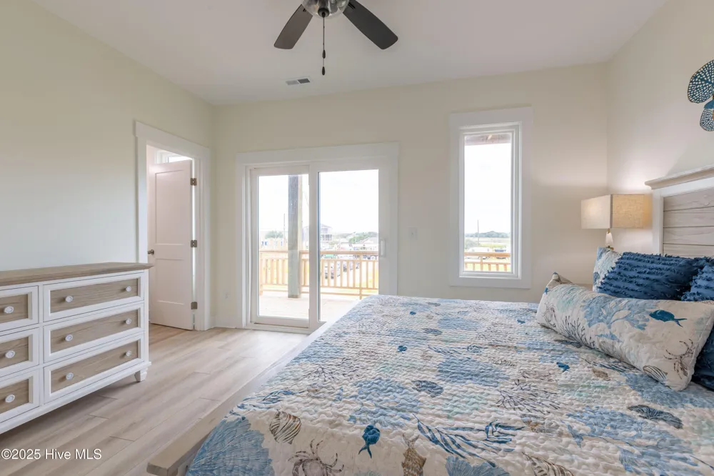 122 Shell Road Surf City, NC 28445