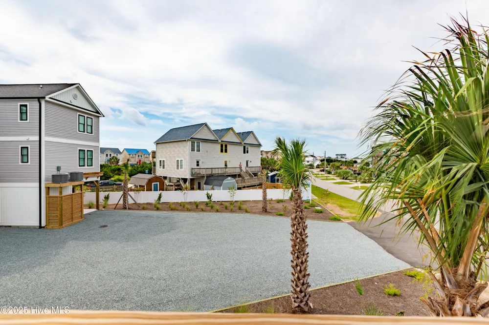 122 Shell Road Surf City, NC 28445