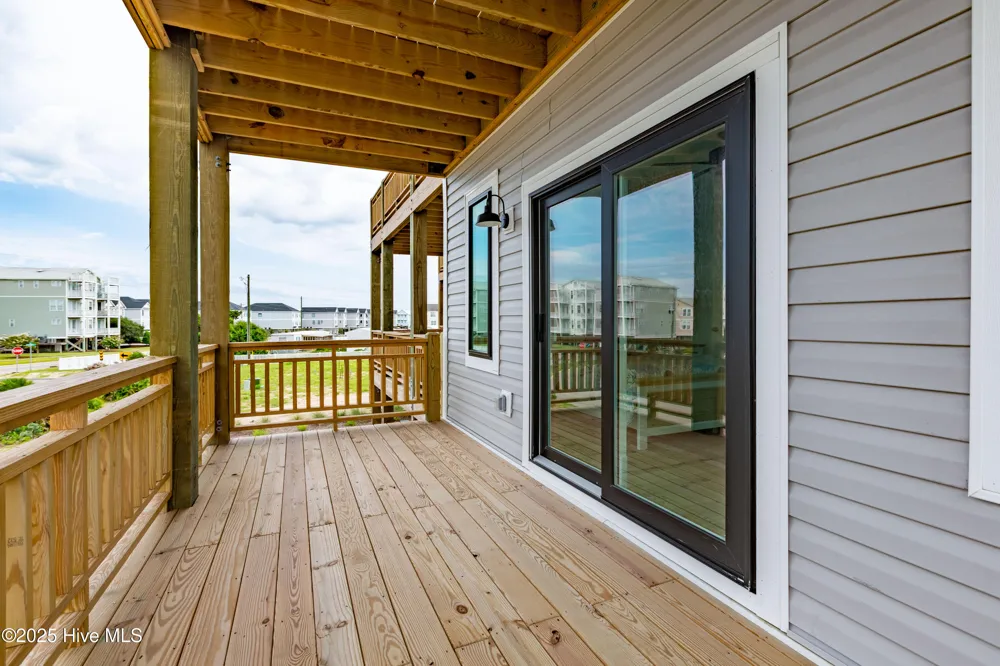 122 Shell Road Surf City, NC 28445