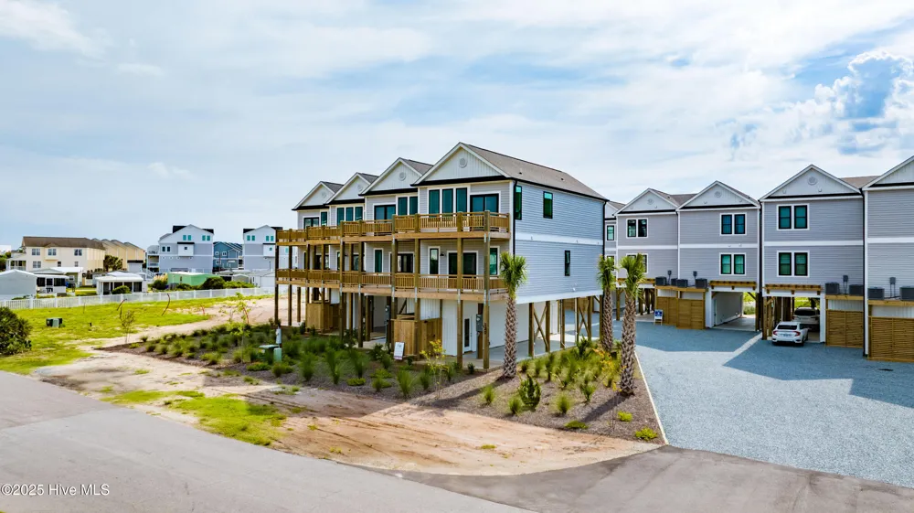 122 Shell Road Surf City, NC 28445
