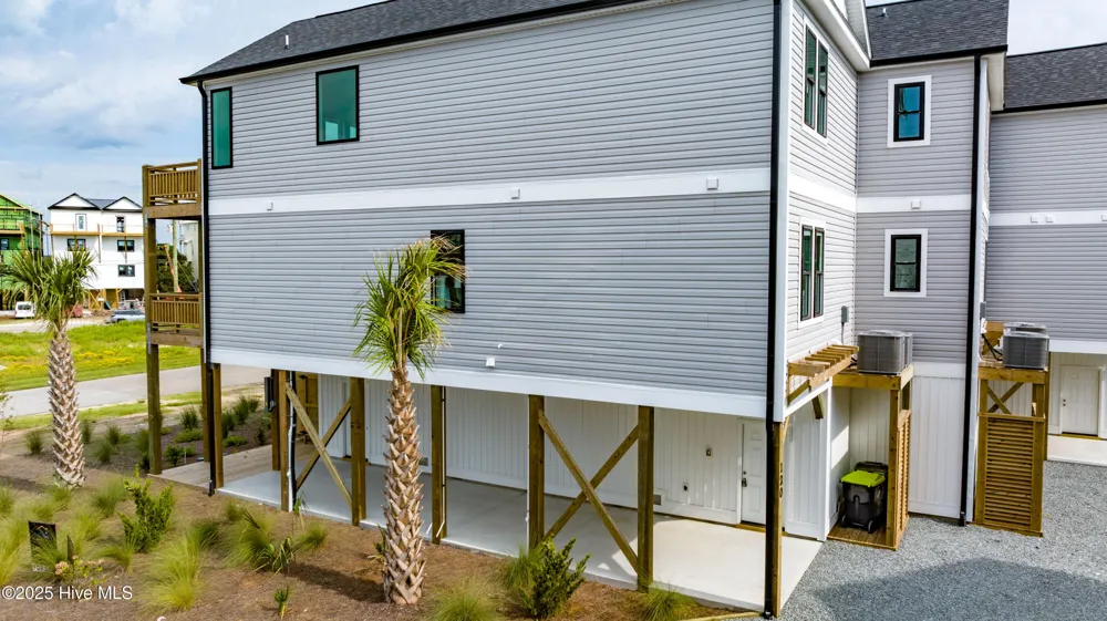 122 Shell Road Surf City, NC 28445