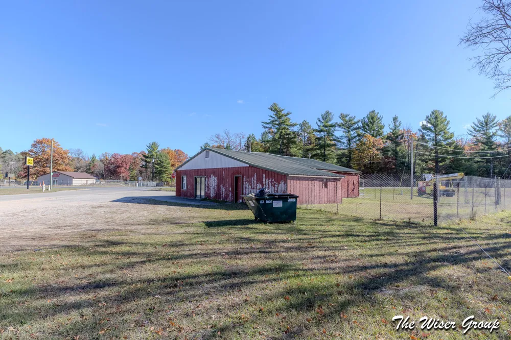 2052 W 15 Mile Road Bitely, MI 49309