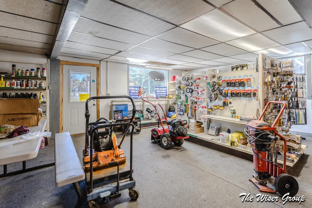 2052 W 15 Mile Road Bitely, MI 49309