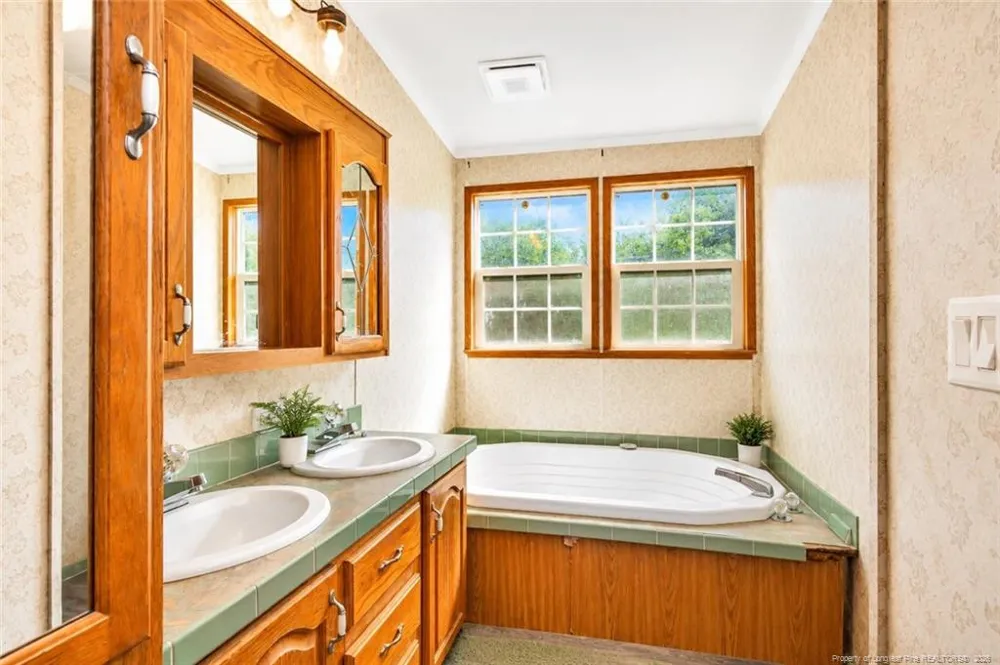 2589 Pleasant Hope Road Fairmont, NC 28340
