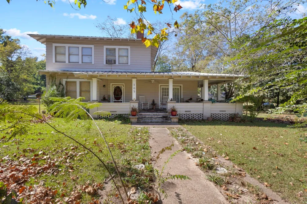 105 Mann Street Colmesneil, TX 75938