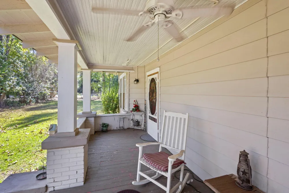 105 Mann Street Colmesneil, TX 75938
